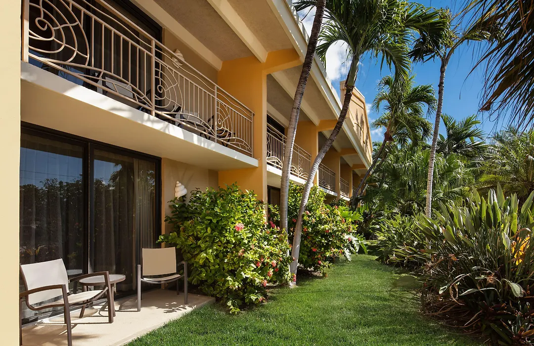 Hampton Inn Key Largo-1